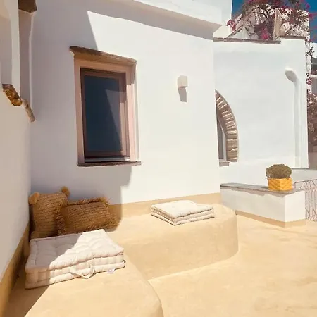 Feriehus Th_eros House *